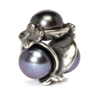 1 - Trollbeads Triple Black Pearl TAGBE-00095 Silver woman