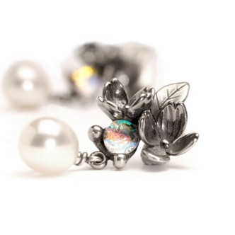 1 - Trollbeads Flowers and Pearls Earrings TAGEA-00001 Silver