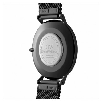 1 - Daniel Wellington Classic Black DW00100632 steel black background man watch